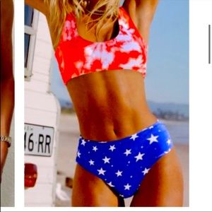 Red Tie dye two-piece bikini. Size L 🇺🇸